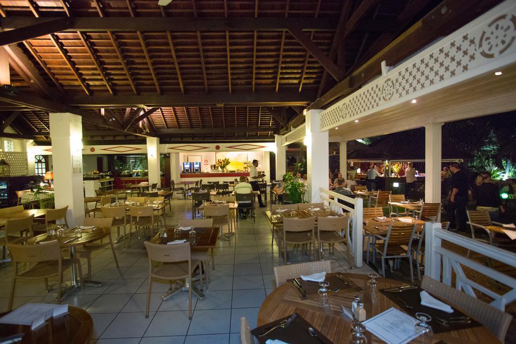 Hotel Exsel Alamanda Saint-Gilles-les-Bains Buitenkant foto