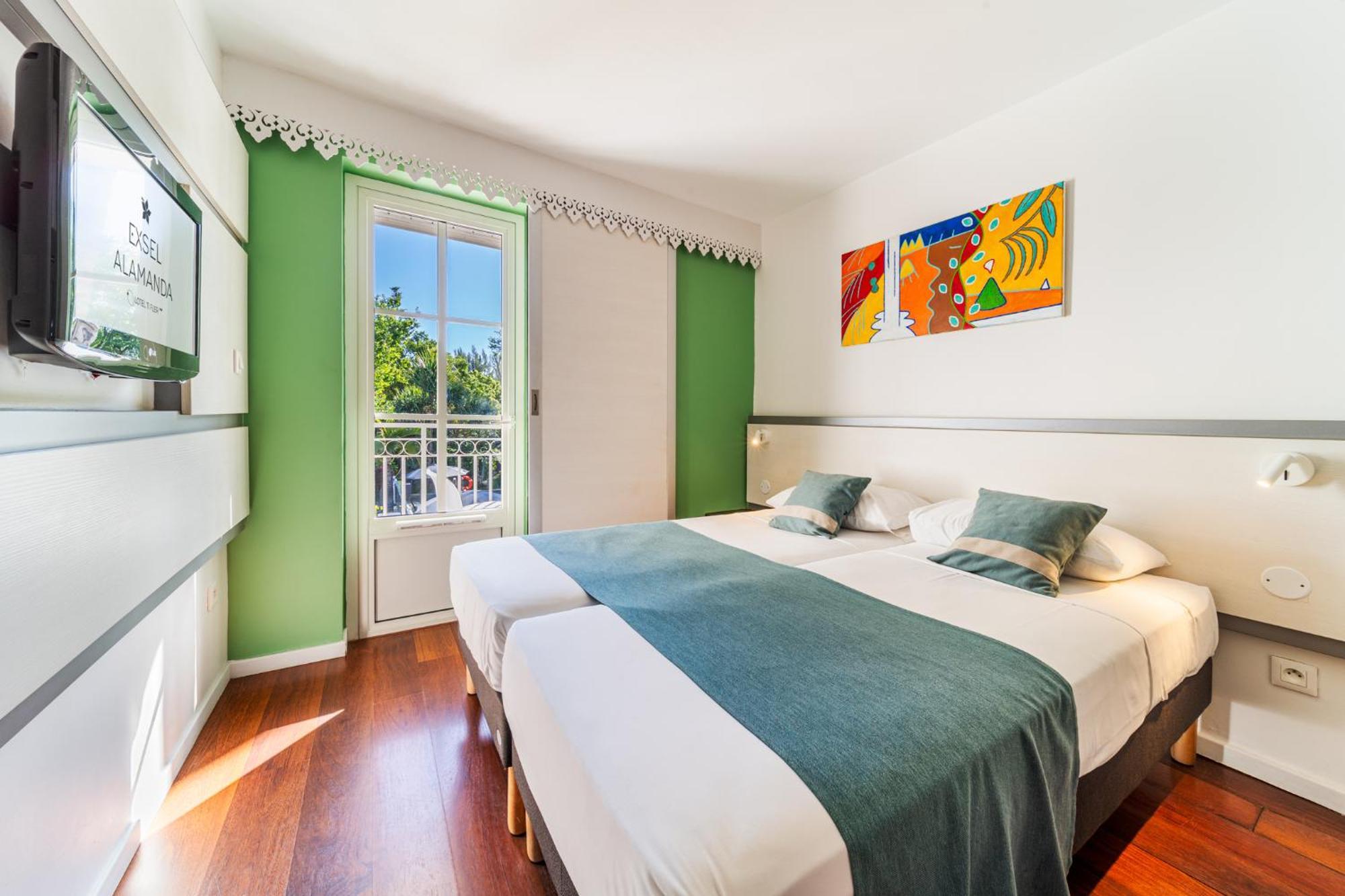 Hotel Exsel Alamanda Saint-Gilles-les-Bains Buitenkant foto